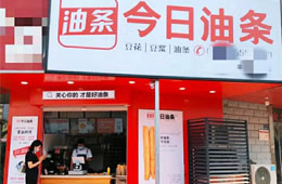 碰瓷兒“今日頭條”？油條店成網(wǎng)紅，3元一根還很搶手