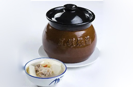  前十個月銷量超去年全年，這家企業靠“瓦罐魚”逆襲！怎么做到的？