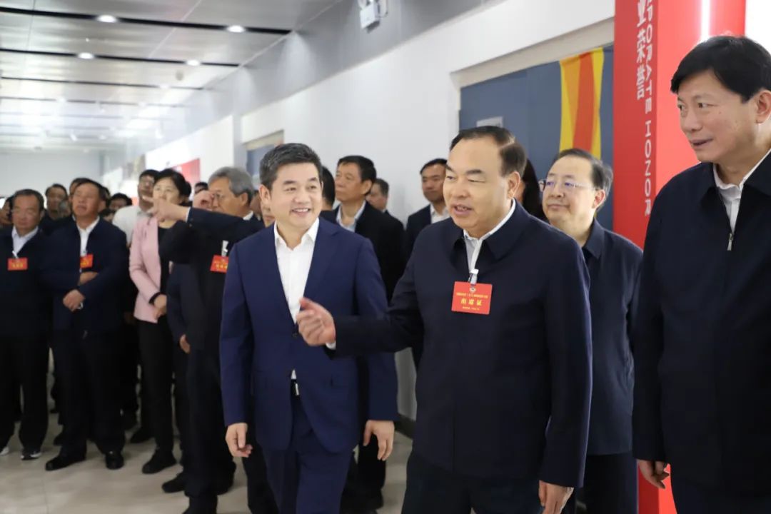 1697700282559865.jpg 1697700282559865.jpg