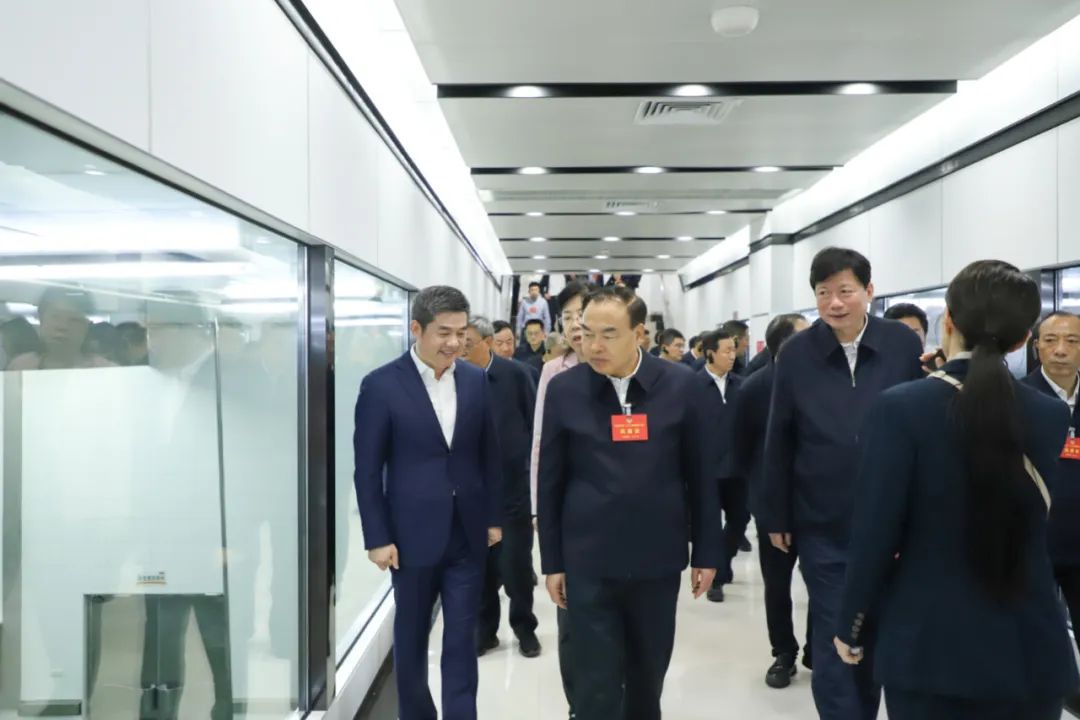 1697700388344589.jpg 1697700388344589.jpg