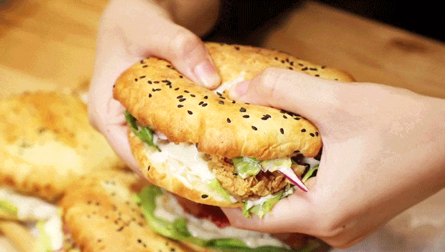 1701825117841183.gif 640 (1).gif