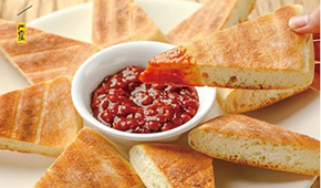 發(fā)現(xiàn)增長品類 | 蔥包燴、火燒饃、菜蟒、菜盒…食品研發(fā)向地方特色小吃找靈感